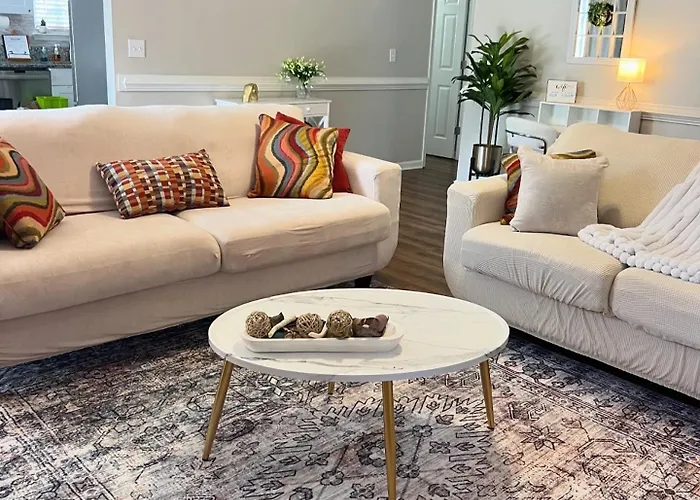Queen City Family-Friendly Entire House, Charlotte